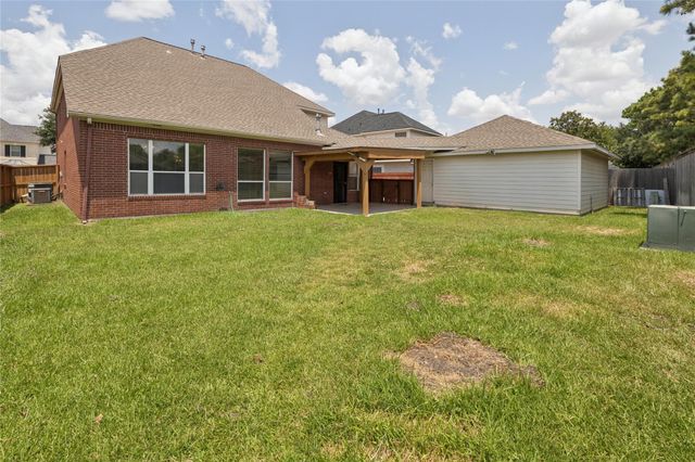 6414 Pinewood Trace Lane, Houston, TX 77041