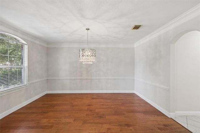 6414 Pinewood Trace Lane, Houston, TX 77041