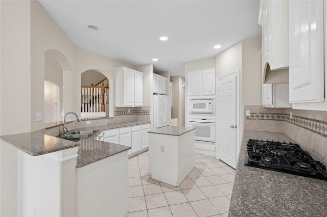 6414 Pinewood Trace Lane, Houston, TX 77041