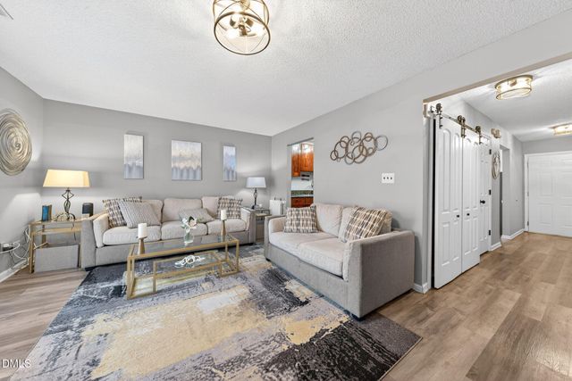 560 Darby Glen Lane, Durham, NC 27713