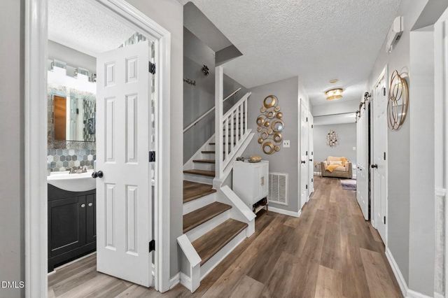 560 Darby Glen Lane, Durham, NC 27713