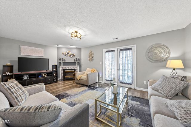 560 Darby Glen Lane, Durham, NC 27713