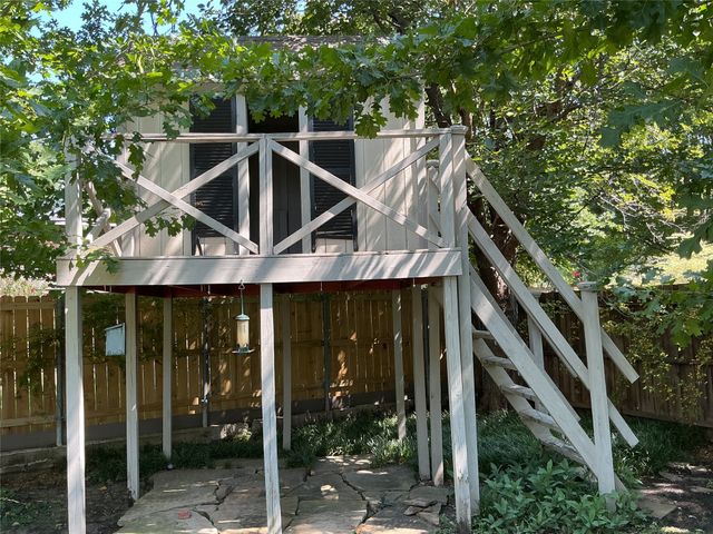 1818 Maplewood Avenue, Corsicana, TX 75110