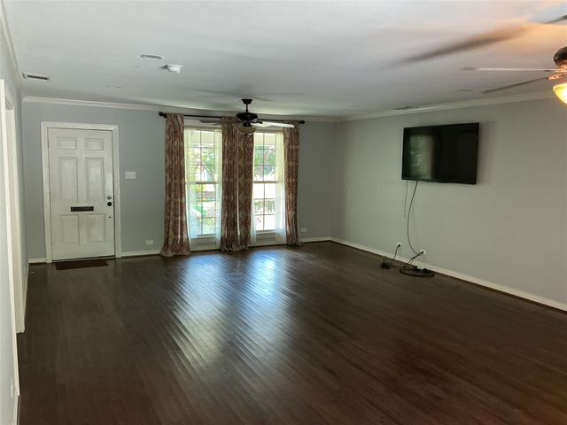 1818 Maplewood Avenue, Corsicana, TX 75110