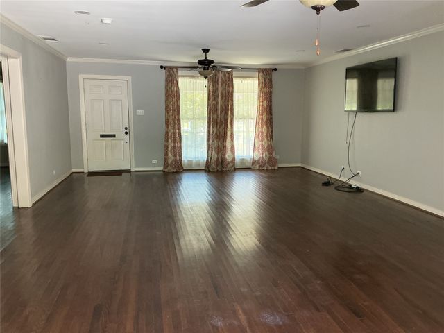 1818 Maplewood Avenue, Corsicana, TX 75110