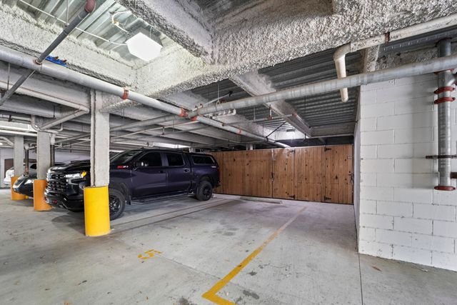 2244 Ashley Crossing Drive 525, Charleston, SC 29414