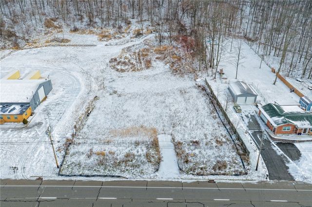 2003 S Hermitage Rd, Hermitage, PA 16148