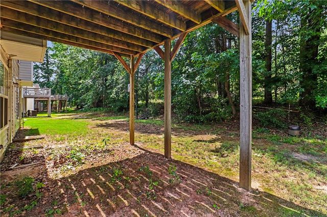 136 Harbour Lake Drive, Fayetteville, GA 30215
