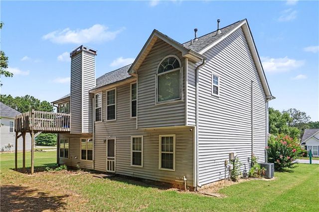 136 Harbour Lake Drive, Fayetteville, GA 30215