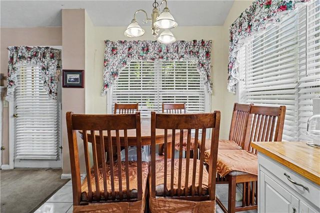 136 Harbour Lake Drive, Fayetteville, GA 30215