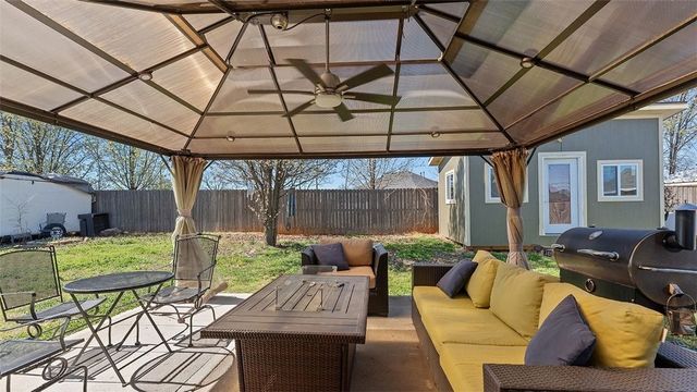 101 Blair Circle, Pea Ridge, AR 72751
