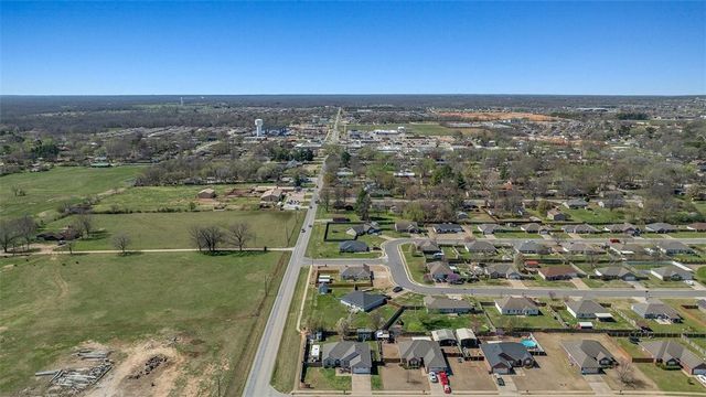 101 Blair Circle, Pea Ridge, AR 72751