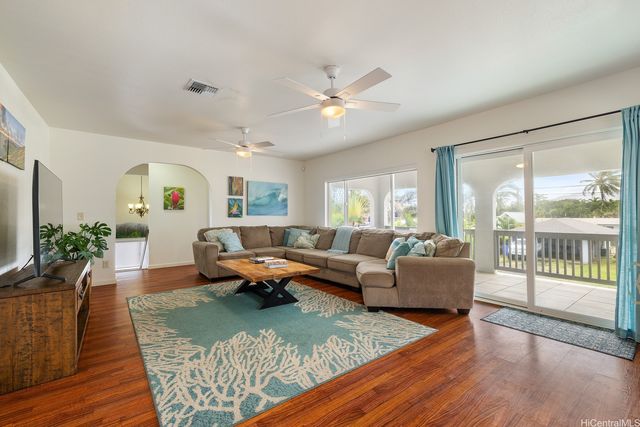 54-224 Kaipapau Loop, Hauula, HI 96717