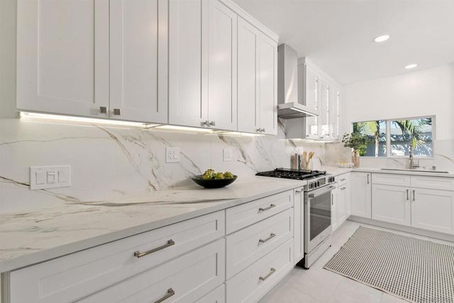 4430 Cape May Ave, San Diego, CA 92107