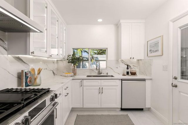 4430 Cape May Ave, San Diego, CA 92107
