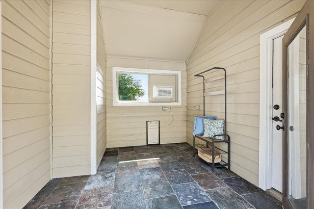 1007 Pioneer Circle W, Argyle, TX 76226