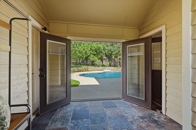 1007 Pioneer Circle W, Argyle, TX 76226