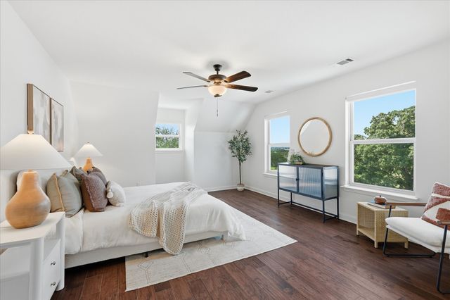 1007 Pioneer Circle W, Argyle, TX 76226