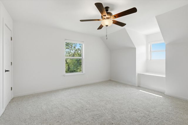 1007 Pioneer Circle W, Argyle, TX 76226