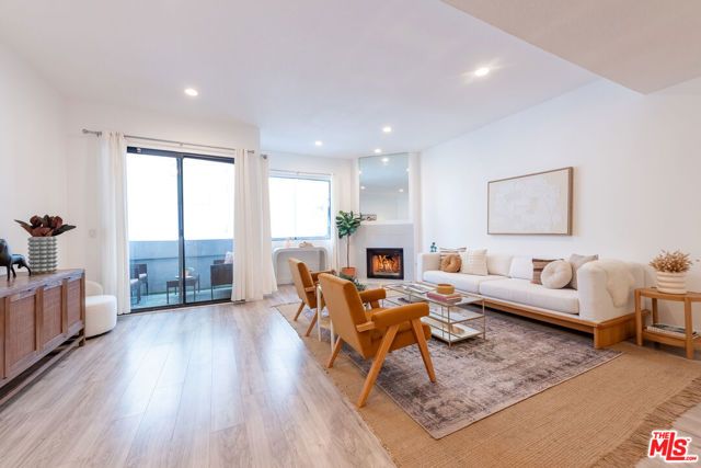 839 Larrabee Street 6, West Hollywood, CA 90069