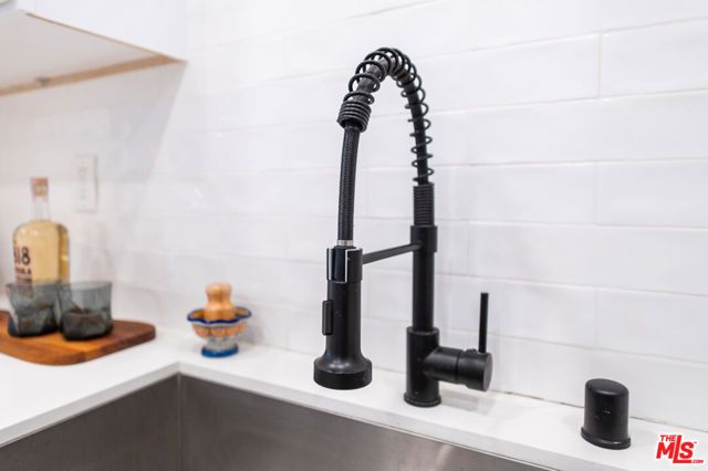 839 Larrabee Street 6, West Hollywood, CA 90069