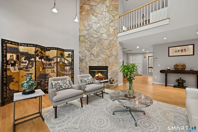 320 Chestnut Hill Road, Stamford, CT 06903