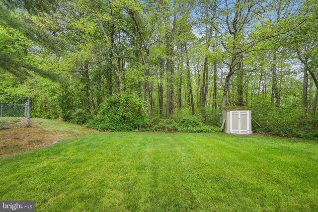 43 WAGON WHEEL DR, Sicklerville, NJ 08081