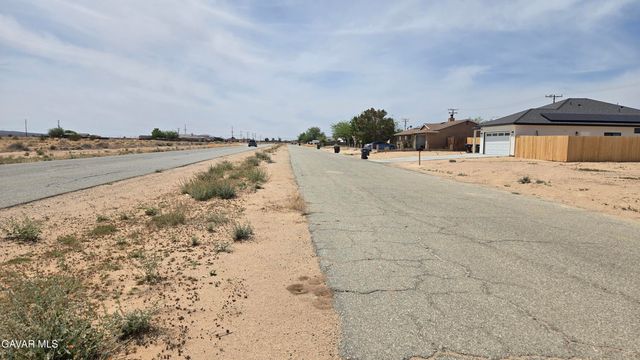 Redwood Blvd & Julliard St, California City, CA 93505