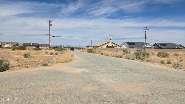 Redwood Blvd & Julliard St, California City, CA 93505