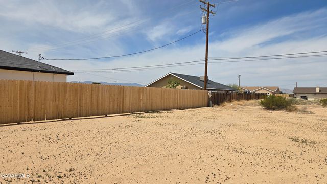 Redwood Blvd & Julliard St, California City, CA 93505