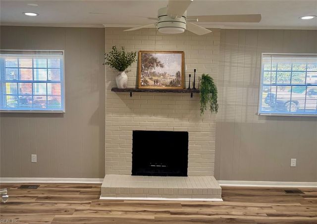 3716 Linnet LN, Portsmouth, VA 23703