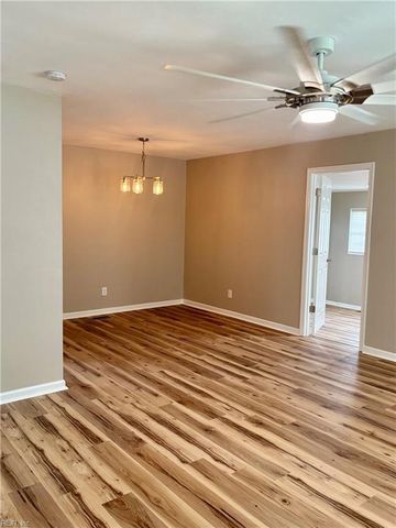 3716 Linnet LN, Portsmouth, VA 23703