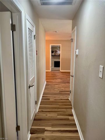 3716 Linnet LN, Portsmouth, VA 23703