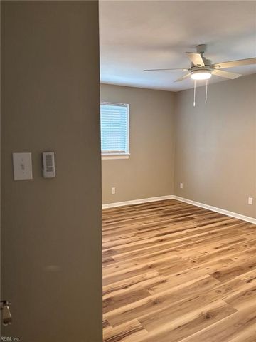 3716 Linnet LN, Portsmouth, VA 23703