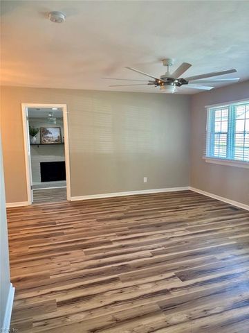 3716 Linnet LN, Portsmouth, VA 23703
