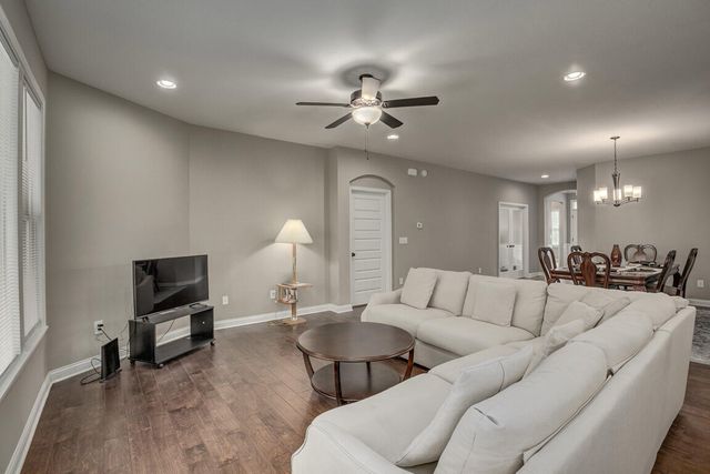 1928 Tanners Cove Road, Hebron, KY 41048