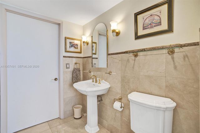 19333 Collins Ave 2502, Sunny Isles Beach, FL 33160