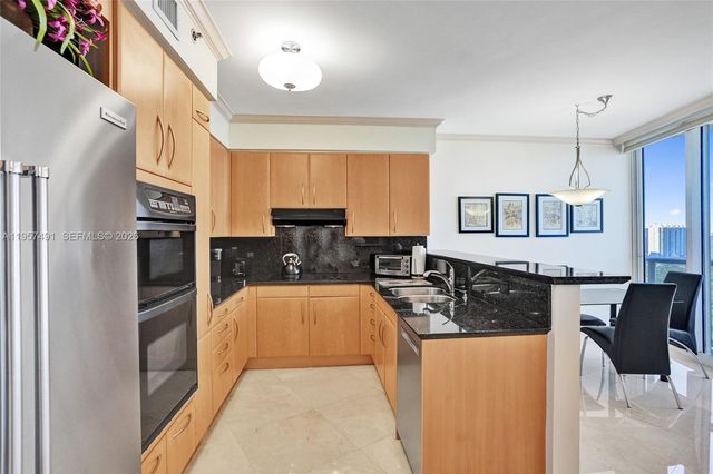 19333 Collins Ave 2502, Sunny Isles Beach, FL 33160