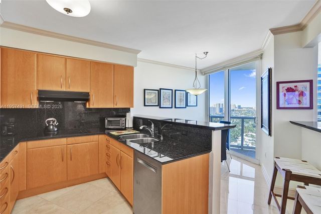 19333 Collins Ave 2502, Sunny Isles Beach, FL 33160