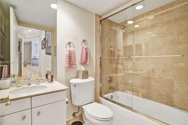 19333 Collins Ave 2502, Sunny Isles Beach, FL 33160