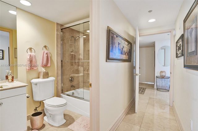 19333 Collins Ave 2502, Sunny Isles Beach, FL 33160