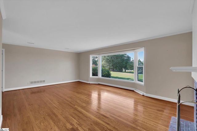 609 Pelham Road, Greenville, SC 29615