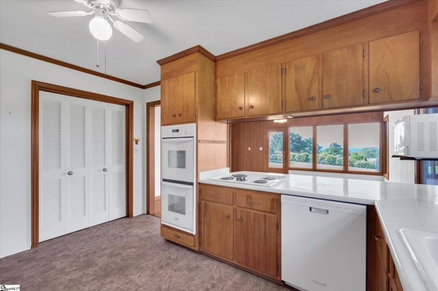609 Pelham Road, Greenville, SC 29615