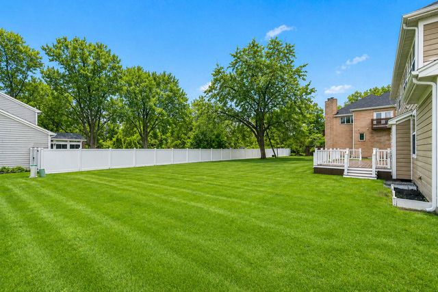 1551 E Olive Street, Palatine, IL 60074