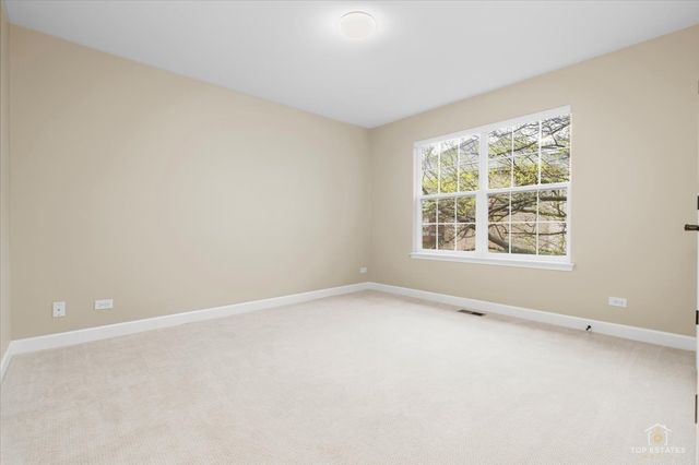 1551 E Olive Street, Palatine, IL 60074