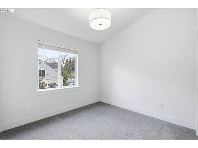 5380 Se 86th Ct, Portland, OR 97266