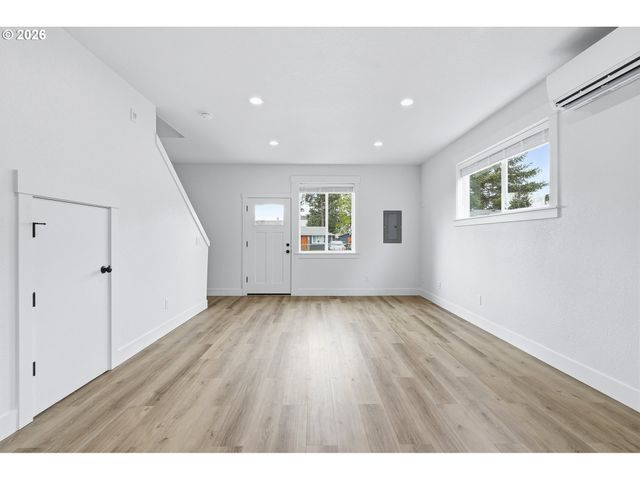 5380 Se 86th Ct, Portland, OR 97266