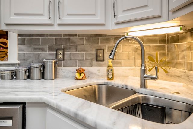 2213 Terrace Woods Court, Lexington, KY 40513