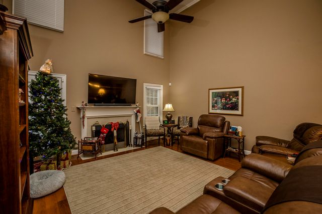 2213 Terrace Woods Court, Lexington, KY 40513