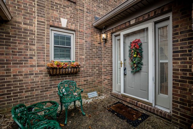 2213 Terrace Woods Court, Lexington, KY 40513